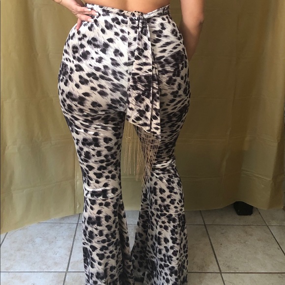 Two piece leopard print pant set - Picture 2 of 2